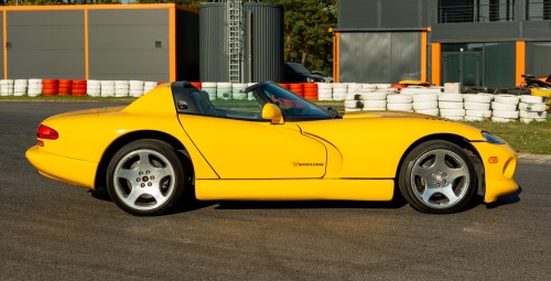 Jazda Dodge Viper (2 okrążenia) | Wiele Lokalizacji-Prezent na Święta_P