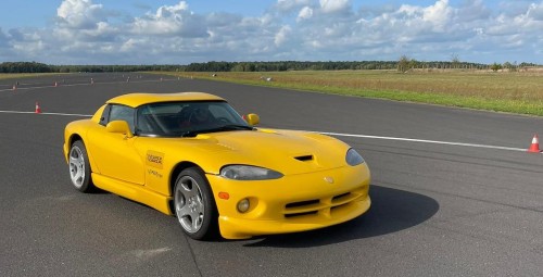 Jazda Dodge Viper (2 okrążenia) | Wiele Lokalizacji-Prezent dla Mężczyzny_P