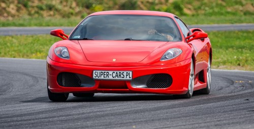 Pojedynek Ferrari F430 vs. Dodge Viper | 4 okrążenia | Wiele Lokalizacji-Prezent dla Kobiety_P