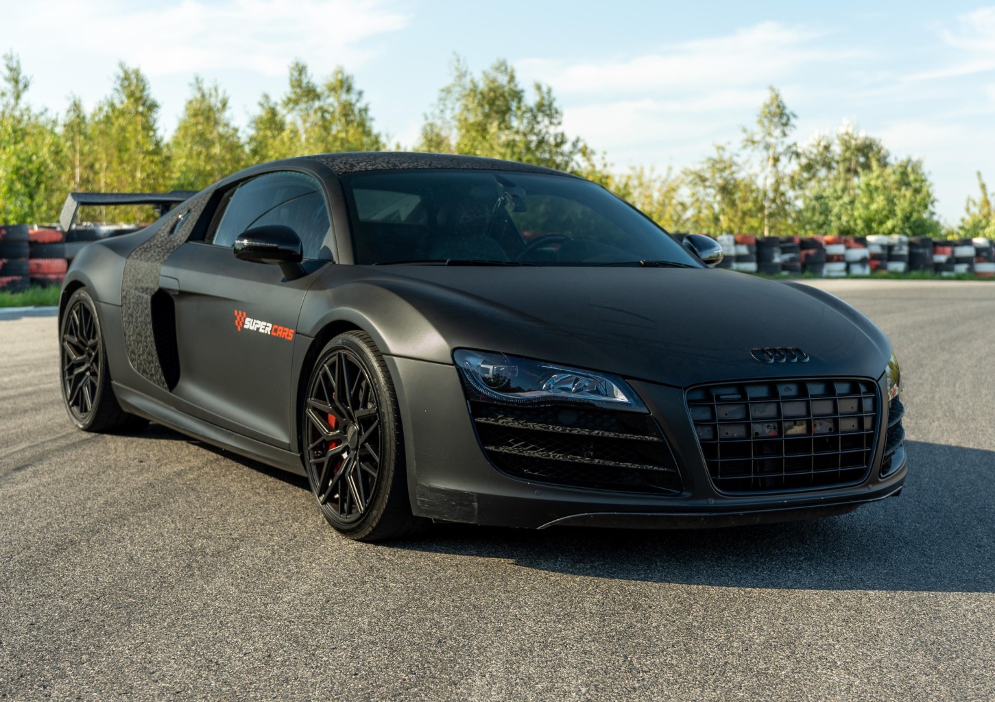 Pojedynek Ferrari F430 vs. Audi R8 V10 | 4 okrążenia | Wiele Lokalizacji