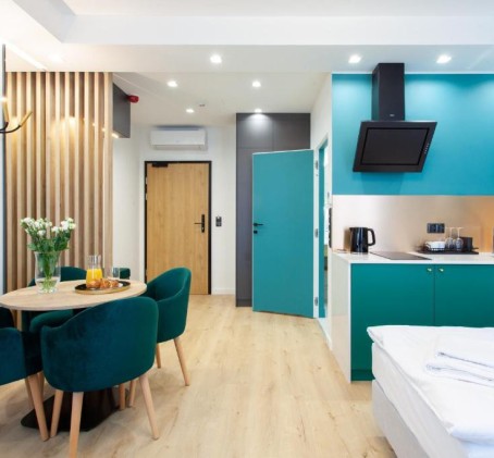Pobyt w Apartamencie (2 Noce, 2 Osoby) | Square Apartments Gdynia | Gdynia