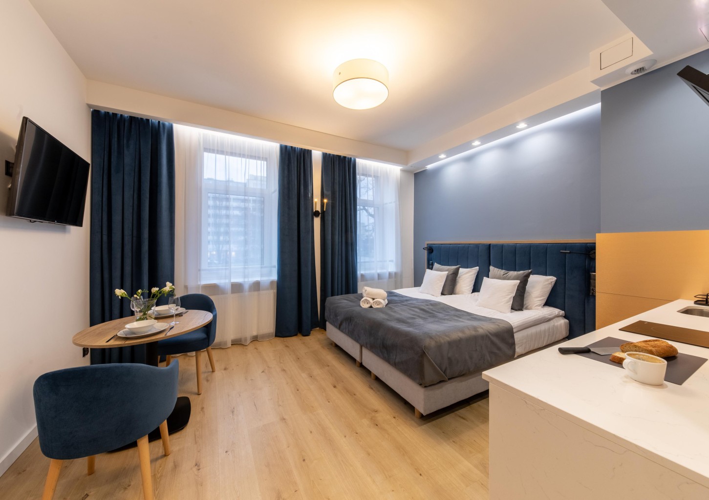 Pobyt w Apartamencie (3 Noce, 2 Osoby) | Square Apartments Gdynia | Gdynia