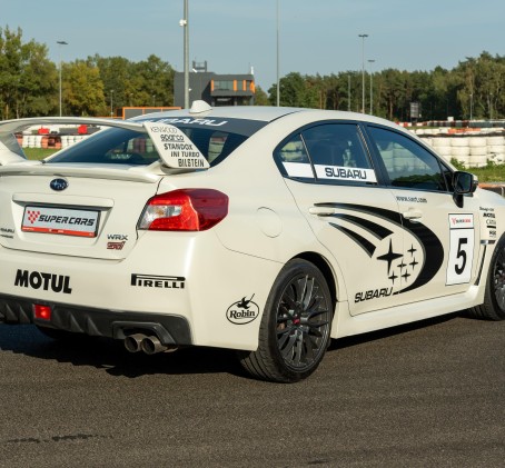 Jazda Subaru Impreza STI VIP Extreme | 2 okrążenia | Wiele Lokalizacji
