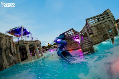 Niezapomniana Przygoda w Parku Rozrywki Energylandia z Noclegiem dla Dwojga | Zator -Prezent dla Znajomych_P