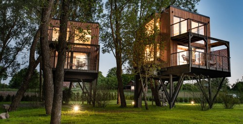 Odprężający Pobyt w Apartamencie w Koronach Drzew (1 Noc, 2 Osoby) | Pałac Warlity | Olsztynek-Prezent dla Pary_P