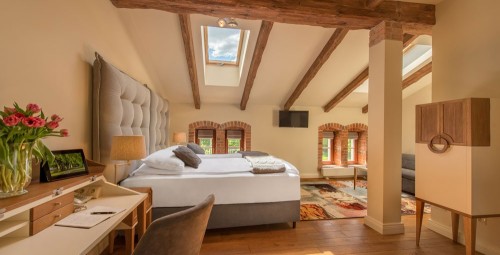 Urokliwy Pobyt w Pałacu (2 Noce, 2 Osoby) | Pałac Warlity | Olsztynek-Prezent dla Młodej Pary_P