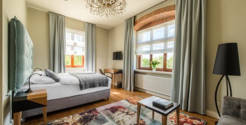 Romantyczny Pobyt w Pałacu (1 Noc, 2 Osoby) | Pałac Warlity | Olsztynek-Prezent dla Młodej Pary_P