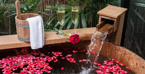 Kąpiel Bambusowa z Lampką Wina dla Dwojga | Szczecin | Prezent dla Dwojga_S