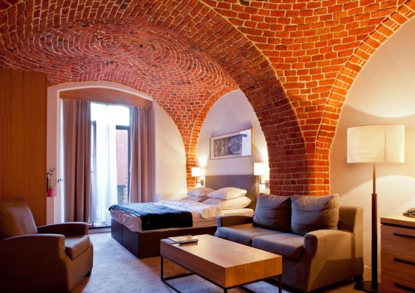 Urokliwy Pobyt (2 Noce, 2 Osoby) | The Granary Hotel | Wrocław