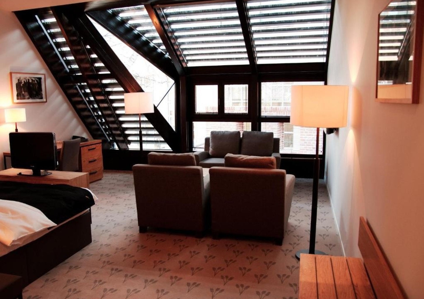 Zachwycający Pobyt (2 Noce, 2 Osoby) | The Granary Hotel | Wrocław