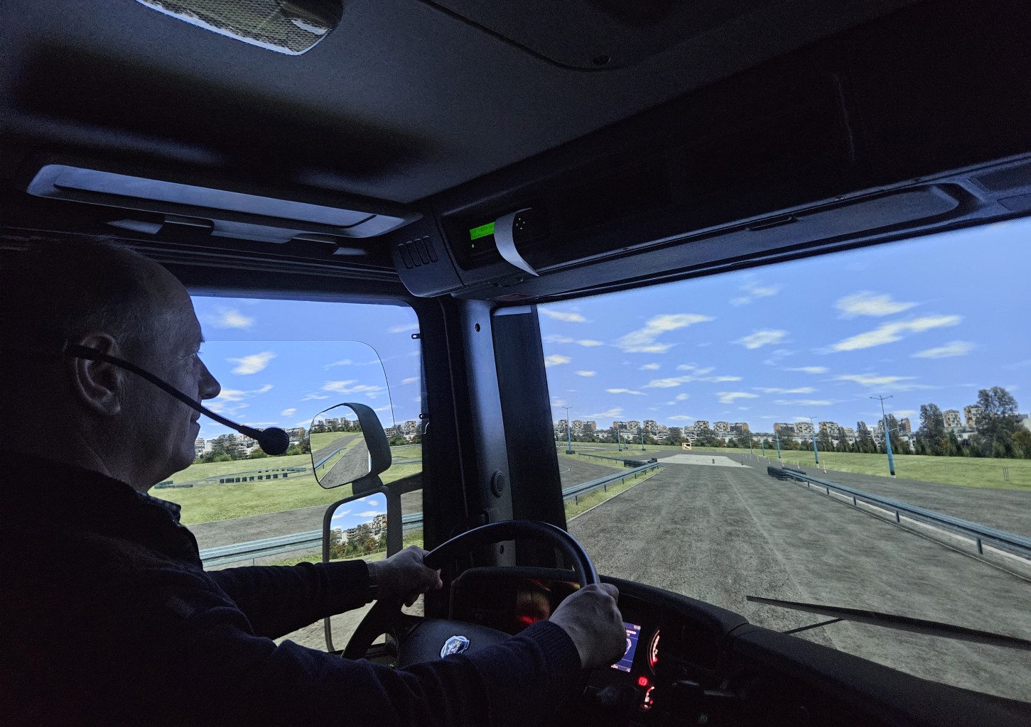 Jazda w Symulatorze Autobusu i Samochodu Ciężarowego | Piastów