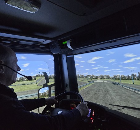 Jazda w Symulatorze Autobusu i Samochodu Ciężarowego | Piastów