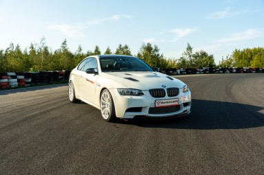 Jazda BMW M3 | 1 okrążenie | Tor Główny Poznań-Prezent dla Kobiety_P