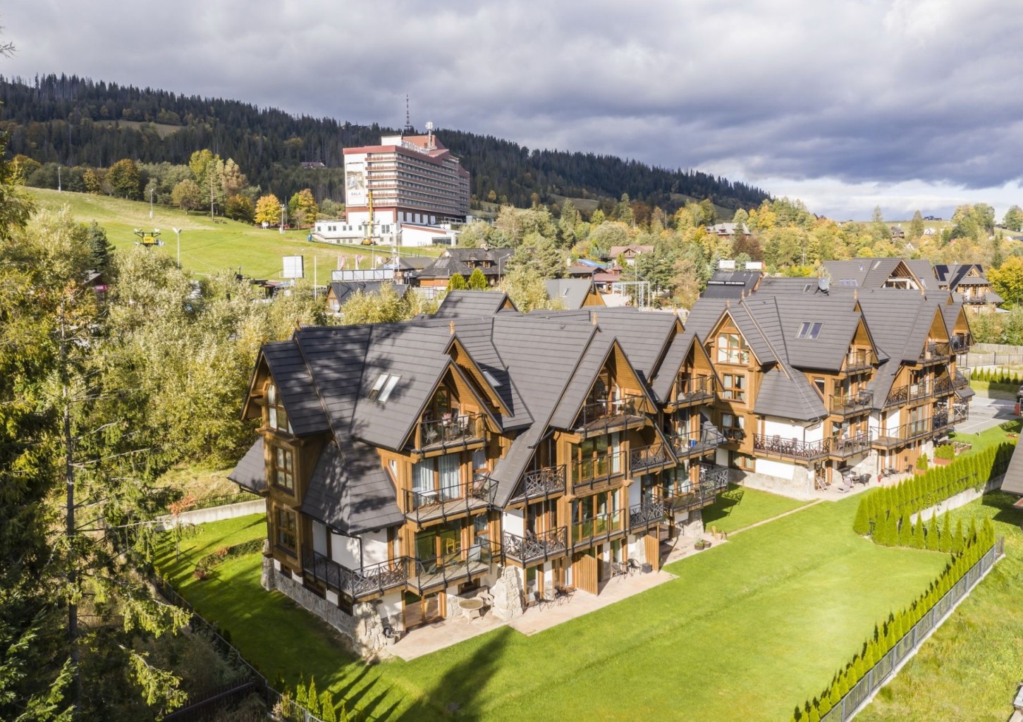 Pobyt w Apartamencie (2 Noce, 1-4 Osoby) | Mountain Base | Zakopane