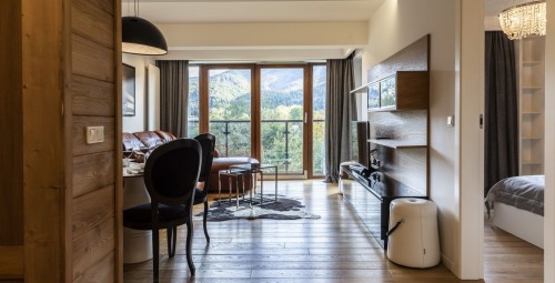 Pobyt w Apartamencie (2 Noce, 4 Osoby) | Mountain Base | Prezent dla Rodziców_P