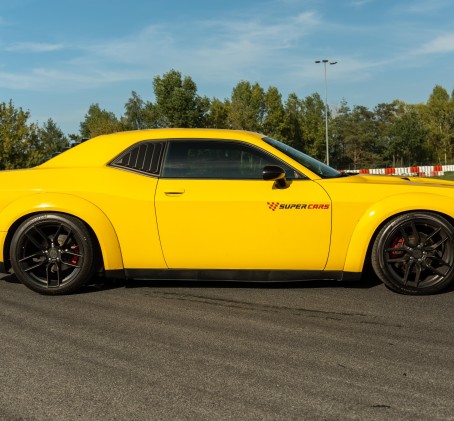 Jazda Dodge Challenger | 1 okrążenie | Tor Główny Poznań