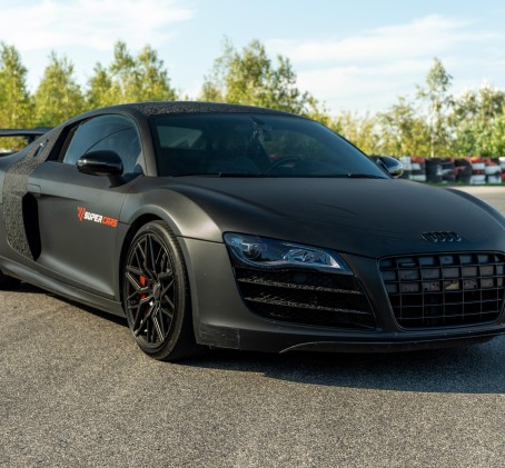 Pojedynek Ferrari F430 vs. Audi R8 V10 | 2 okrążenia | Tor Główny Poznań