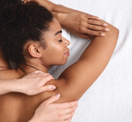 Zabieg SPA “Wiśniowy Love Kiss” | Polanica-Zdrój