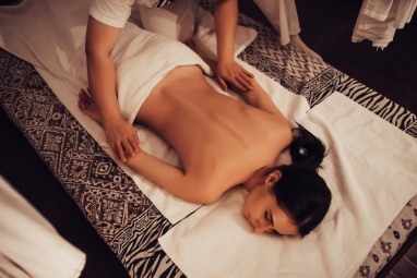 Masaż Lomi Lomi Nui | Ustroń-Prezent dla Kobiety_S