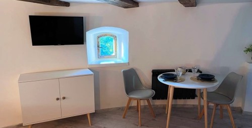 Pobyt w Apartamencie (2 Noce, 2 Osoby) | Wieża Gniezno | Gniezno-Prezent dla Małżeństwa_P