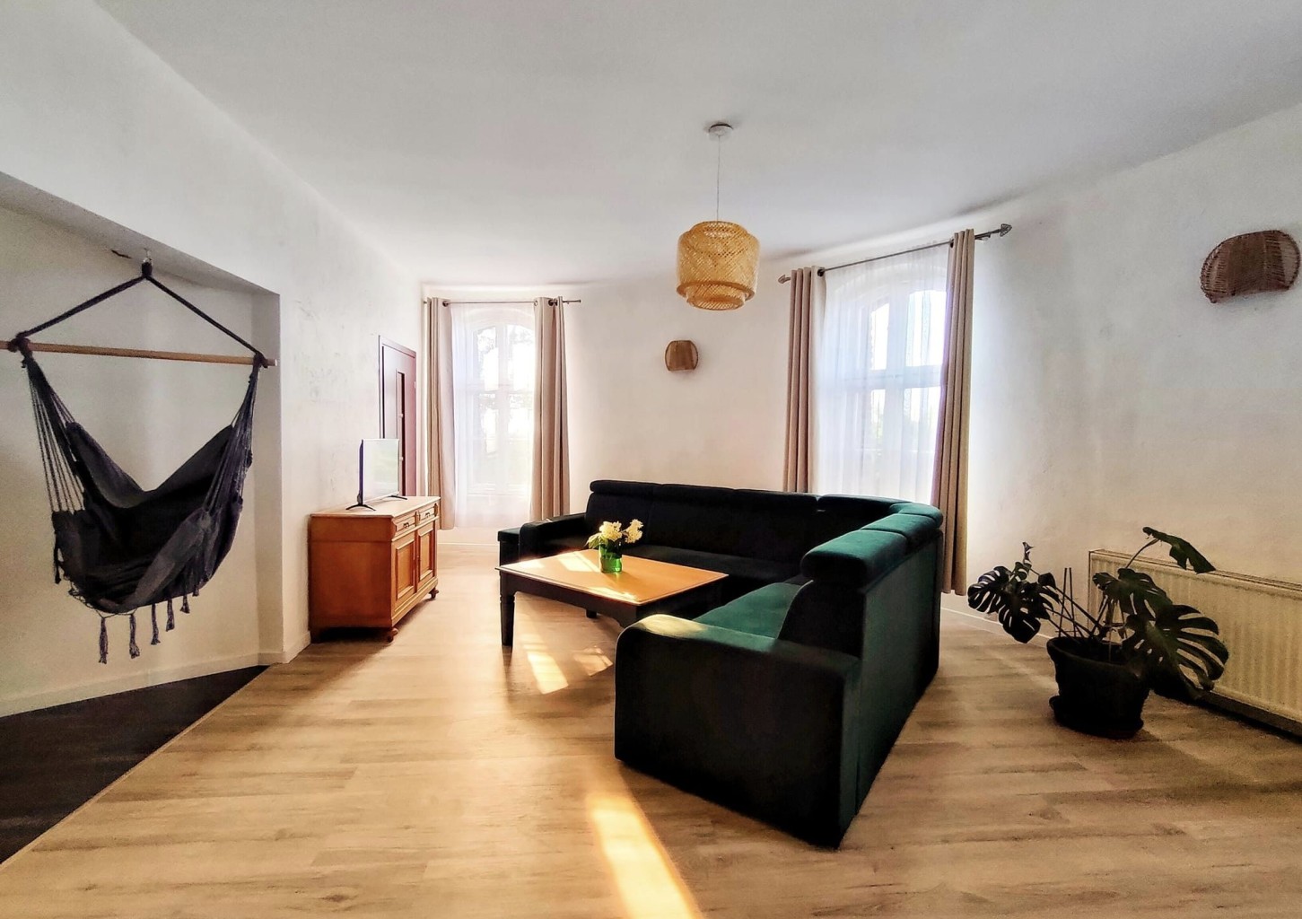 Pobyt w Apartamencie (3 Noce, 1-4 Osoby) | Wieża Gniezno | Gniezno