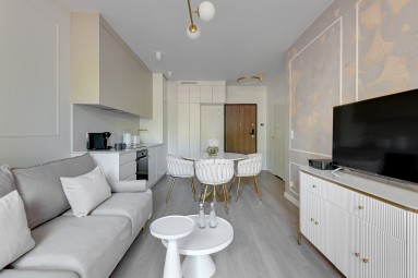 Wyjątkowy Pobyt w Apartamencie (2 Noce, 1-2 Osoby) | Lion Apartments | Prezent dla Niego_P