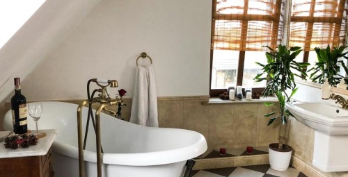 Zachwycający Pobyt (1 Noc, 2 Osoby) | Dwór Gogolewo | Książ Wielkopolski-Prezent na Rocznicę_P