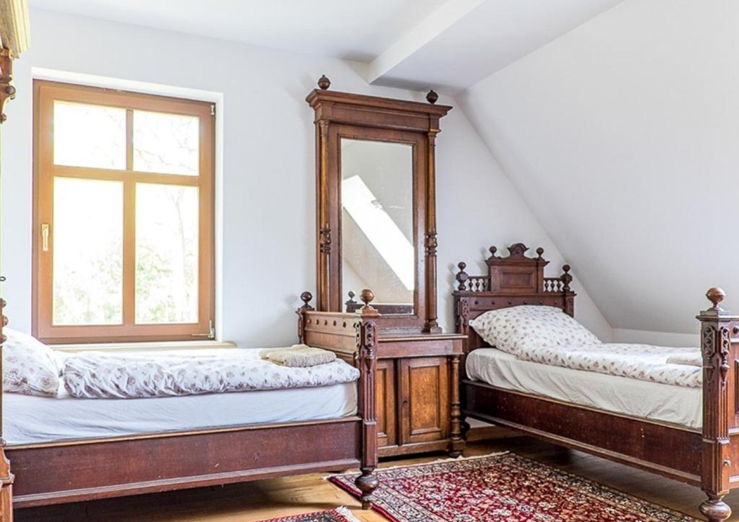 Zachwycający Pobyt (1 Noc, 2 Osoby) | Dwór Gogolewo | Książ Wielkopolski