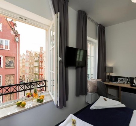 Urokliwy Pobyt (2 Noce, 2 Osoby) | Fama Residence Hotel | Gdańsk