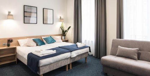 Urokliwy Pobyt (2 Noce, 2 Osoby) | Fama Residence Hotel-Prezent na Rocznicę_P