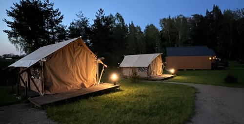 Wakacyjny Pobyt w Namiocie (3 Noce, 2 Osoby) | Gulbity Camp | Gulbity-Prezent dla Małżeństwa_P