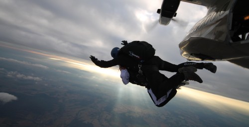 Skok ze Spadochronem