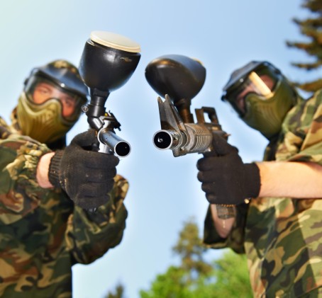 Poznaj Paintball dla Dwojga | Stary Folwark
