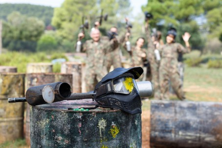 Poznaj Paintball dla Przyjaciół | Stary Folwark