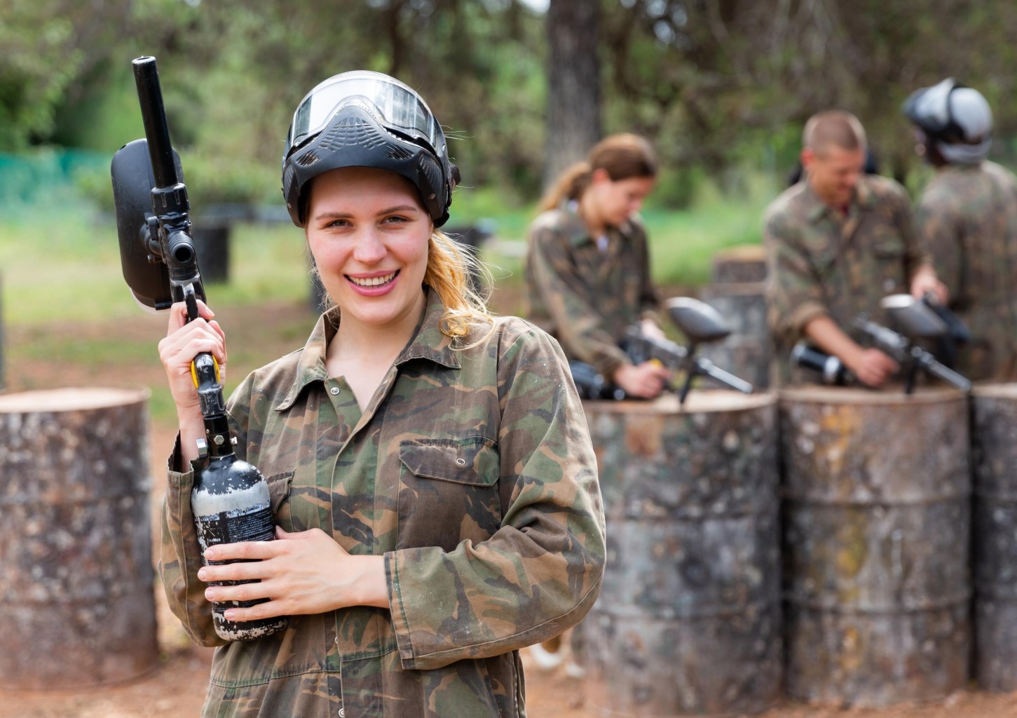 Poznaj Paintball Plus dla Przyjaciół | Stary Folwark