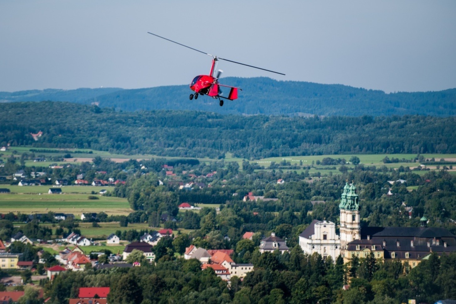 Lot Widokowy Wiatrakowcem (15 minut) | Chrcynno