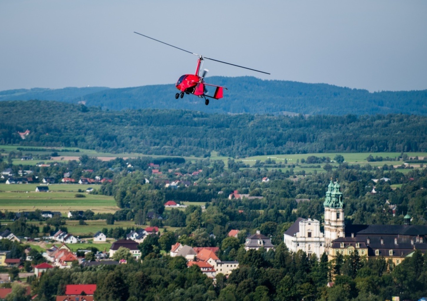 Lot Widokowy Wiatrakowcem (15 minut) | Chrcynno
