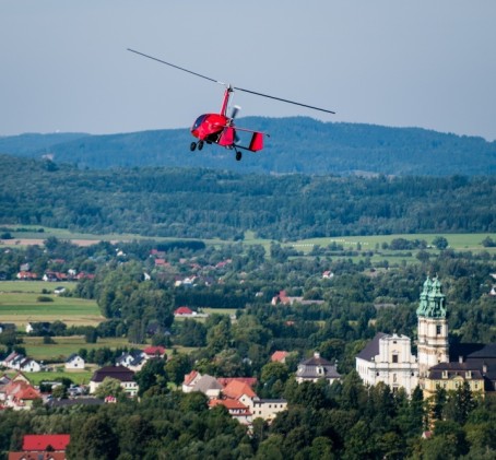 Lot Widokowy Wiatrakowcem (15 minut) | Chrcynno
