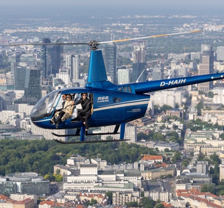 Lot Widokowy Helikopterem bez Drzwi (30 minut) | Warszawa