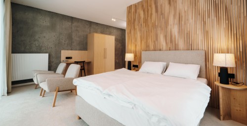 Zachwycający Pobyt (1 Noc, 2 Osoby) | ARCHE Fabryka Samolotów | Mielno-Prezent dla Rodziców_P