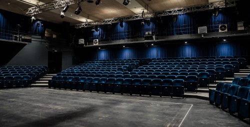 Spektakl w Teatrze Garnizon Sztuki dla Dwojga | Warszawa-Prezent dla Przyjaciół_P