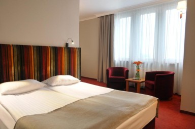 Odprężający Pobyt (2 Noce, 2 Osoby) | Hotel Filmar | Toruń-Prezent na Ślub_P