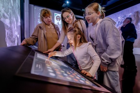 Wstęp na Wystawę Multisensoryczną "Art Box" (4 osoby) | Warszawa