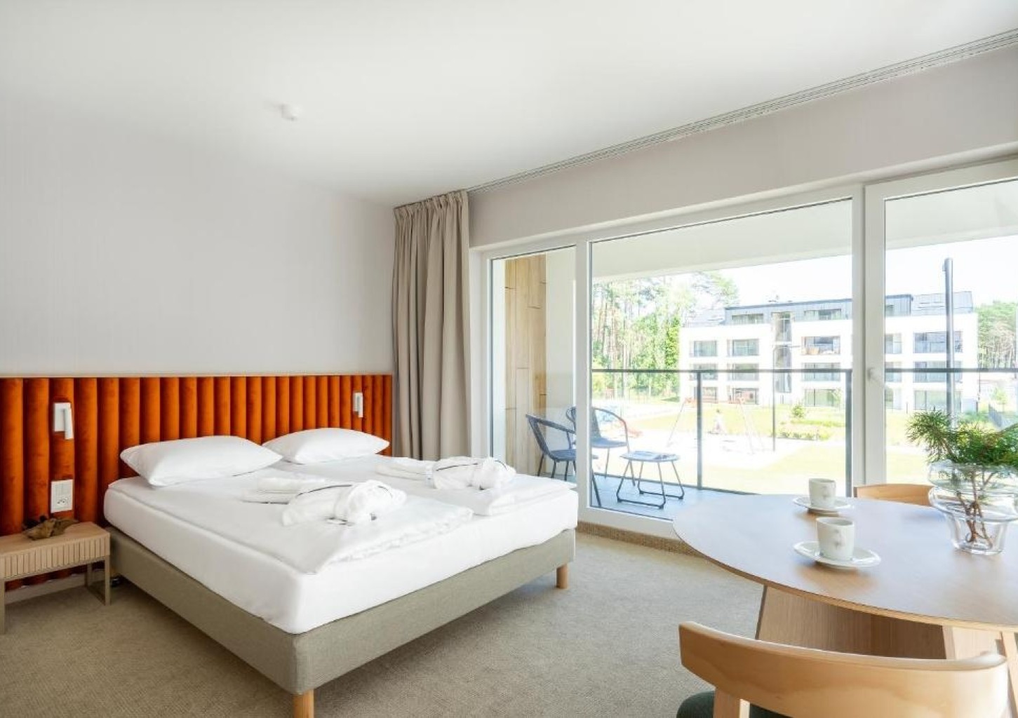 Pobyt w Apartamencie (2 Noce, 2 Osoby) | Sea Shell Apartments | Łukęcin