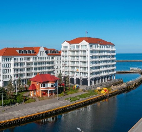 Romantyczny Pobyt (2 Noce, 2 Osoby) | Sea Collection by Marina Royale | Darłowo