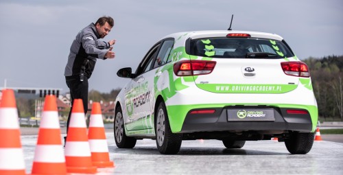 Indywidualne Szkolenie z Doskonalenia Jazdy I Stopnia | Kielce-Prezent dla Mężczyzny_P