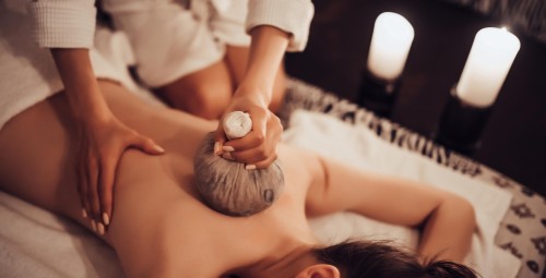 Polinezyjski Masaż Stemplami Ziołowymi | Legnica | Prezent dla Kobiety_S