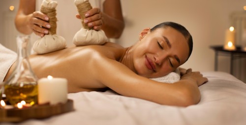 Masaż Stemplami Ziołowymi | Grudziądz-Prezent dla Kobiety_S