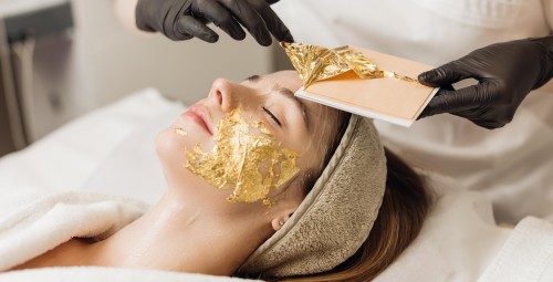 Odmładzający Zabieg na Twarz ze Złotem | Kraków-Prezent dla Kobiety_S