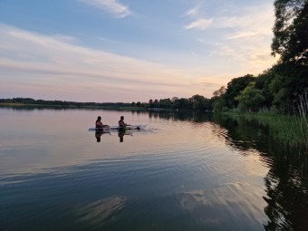 Pływanie Niewidzialnym Kajakiem dla Dwojga (4 godziny) | Potołówek-Prezent dla Znajomych_P